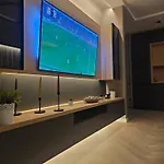Luxury 2 At Zenith Belle Tour Apartment *
