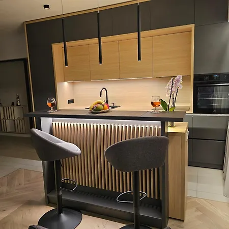 Apartment Luxury 2 At Zenith Belle Tour