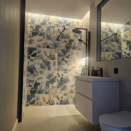 Luxury 2 At Zenith Belle Tour Apartment *