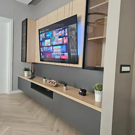 Apartment Luxury 2 At Zenith Belle Tour