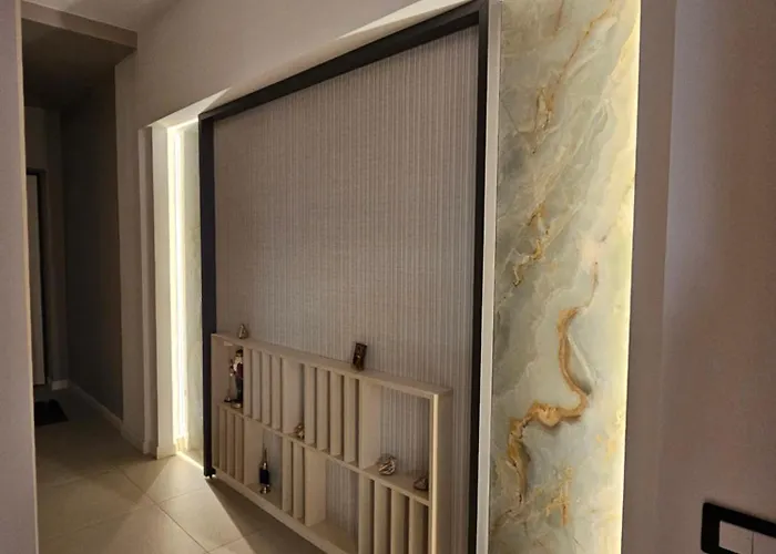 Luxury 2 At Zenith Belle Tour Apartment