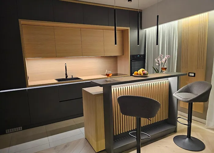 Luxury 2 At Zenith Belle Tour Apartment