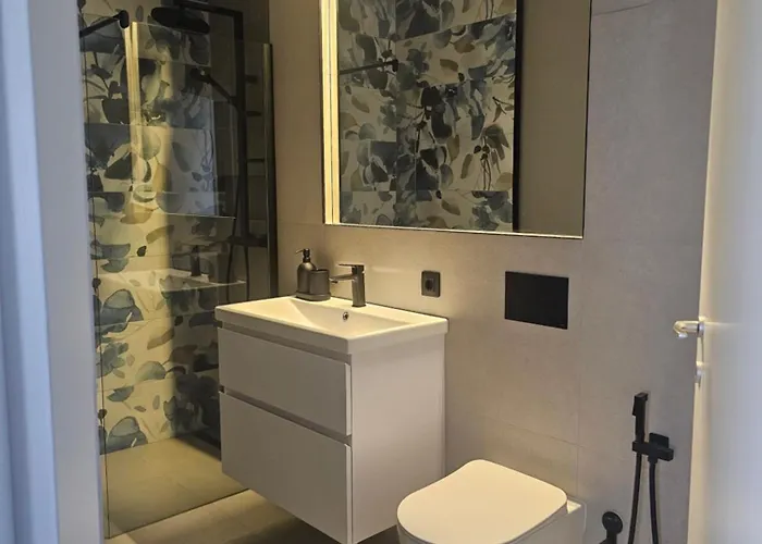 Luxury 2 At Zenith Belle Tour Apartment