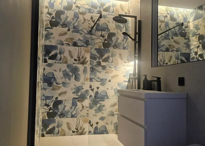 Luxury 2 At Zenith Belle Tour Apartment *