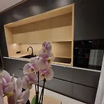 Luxury 2 At Zenith Belle Tour Apartament